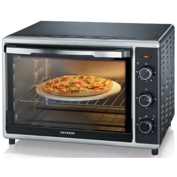 FOUR POSABLE  SEVERIN TO2058